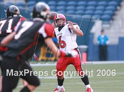 Thumbnail 3 in Orting vs. Archbishop Murphy (Kickoff Classic) photogallery.