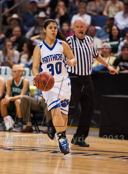 Thumbnail 1 in Stratton vs. Wiley (CHSAA 1A Final Four) photogallery.