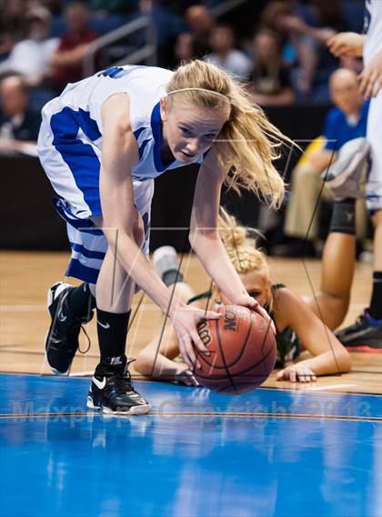 Thumbnail 1 in Stratton vs. Wiley (CHSAA 1A Final Four) photogallery.