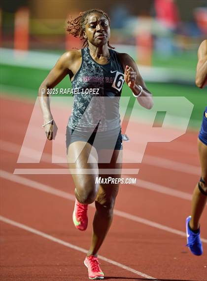 Thumbnail 3 in Generation Park Invitational (200M) photogallery.