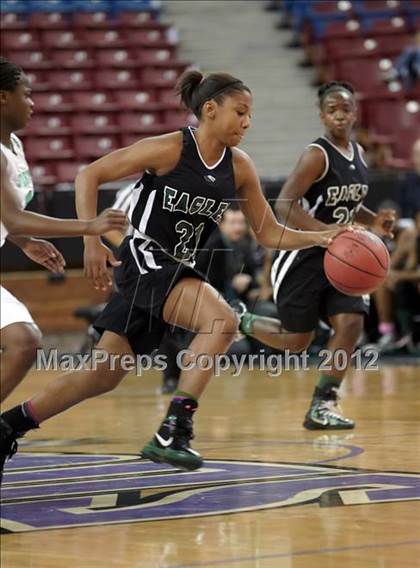 Thumbnail 2 in McNair vs. St. Mary's (CIF SJS D2 Final) photogallery.