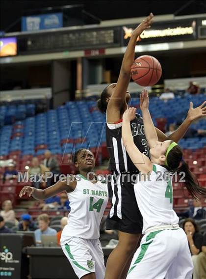 Thumbnail 2 in McNair vs. St. Mary's (CIF SJS D2 Final) photogallery.