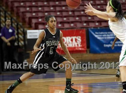 Thumbnail 3 in McNair vs. St. Mary's (CIF SJS D2 Final) photogallery.