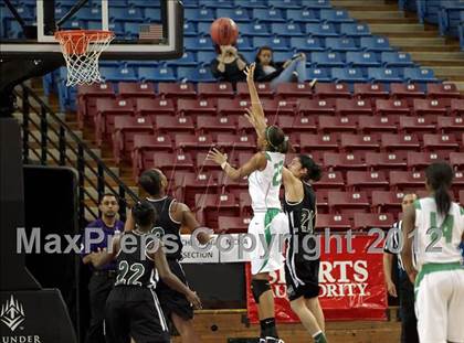 Thumbnail 3 in McNair vs. St. Mary's (CIF SJS D2 Final) photogallery.