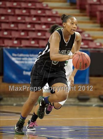 Thumbnail 2 in McNair vs. St. Mary's (CIF SJS D2 Final) photogallery.