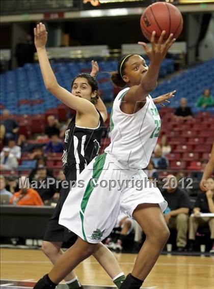 Thumbnail 3 in McNair vs. St. Mary's (CIF SJS D2 Final) photogallery.