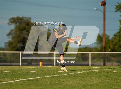 Thumbnail 3 in Olney @ Chico photogallery.