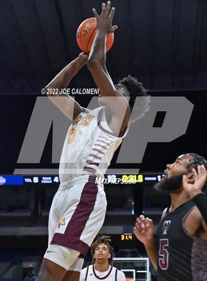 Thumbnail 2 in Mansfield Timberview vs Beaumont United (UIL 5A State Semifinal) photogallery.