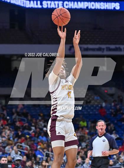 Thumbnail 2 in Mansfield Timberview vs Beaumont United (UIL 5A State Semifinal) photogallery.