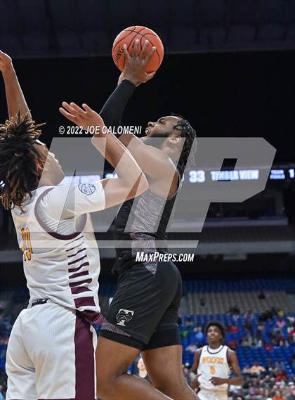 Thumbnail 1 in Mansfield Timberview vs Beaumont United (UIL 5A State Semifinal) photogallery.