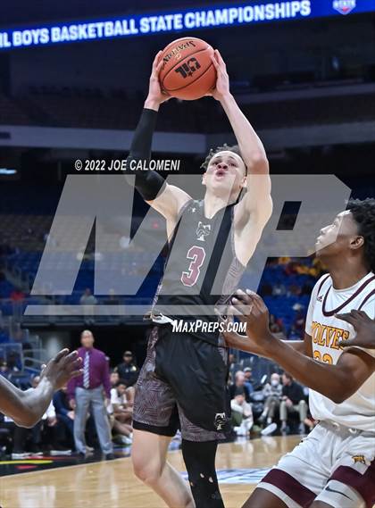 Thumbnail 2 in Mansfield Timberview vs Beaumont United (UIL 5A State Semifinal) photogallery.