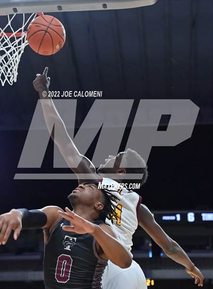 Thumbnail 3 in Mansfield Timberview vs Beaumont United (UIL 5A State Semifinal) photogallery.