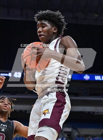 Thumbnail 2 in Mansfield Timberview vs Beaumont United (UIL 5A State Semifinal) photogallery.