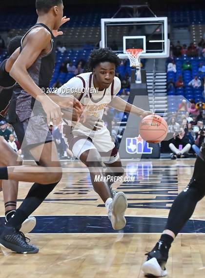 Thumbnail 2 in Mansfield Timberview vs Beaumont United (UIL 5A State Semifinal) photogallery.