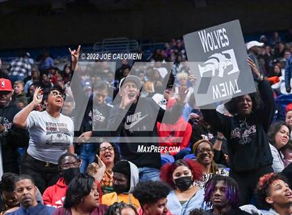 Thumbnail 1 in Mansfield Timberview vs Beaumont United (UIL 5A State Semifinal) photogallery.