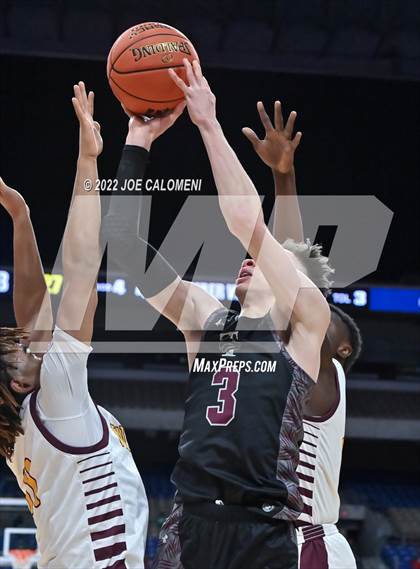 Thumbnail 1 in Mansfield Timberview vs Beaumont United (UIL 5A State Semifinal) photogallery.