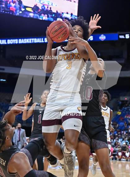 Thumbnail 2 in Mansfield Timberview vs Beaumont United (UIL 5A State Semifinal) photogallery.