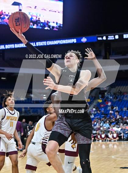 Thumbnail 1 in Mansfield Timberview vs Beaumont United (UIL 5A State Semifinal) photogallery.