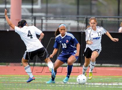 Thumbnail 2 in Peak to Peak vs. Kent Denver (CHSAA 3A Semifinal) photogallery.