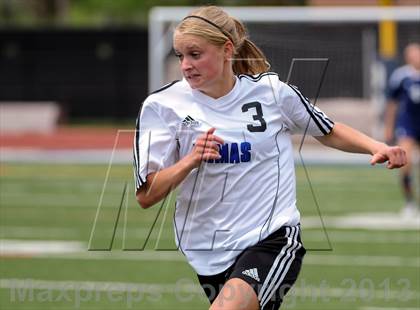 Thumbnail 2 in Peak to Peak vs. Kent Denver (CHSAA 3A Semifinal) photogallery.