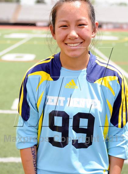 Thumbnail 1 in Peak to Peak vs. Kent Denver (CHSAA 3A Semifinal) photogallery.