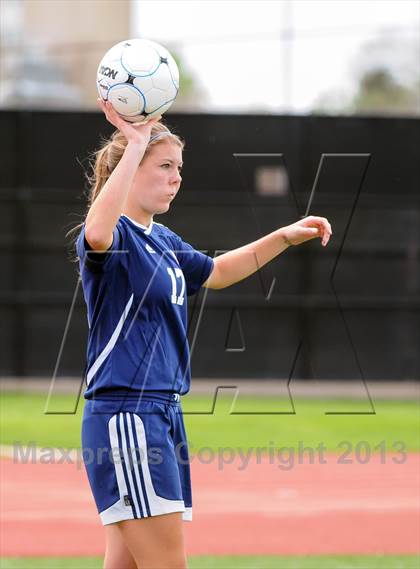 Thumbnail 1 in Peak to Peak vs. Kent Denver (CHSAA 3A Semifinal) photogallery.