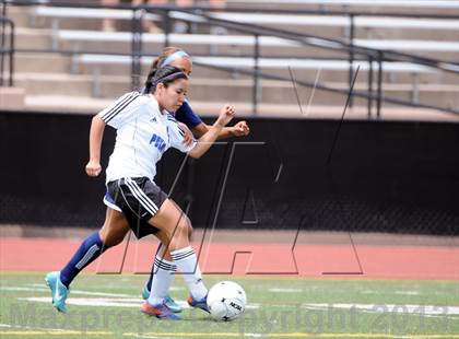 Thumbnail 2 in Peak to Peak vs. Kent Denver (CHSAA 3A Semifinal) photogallery.