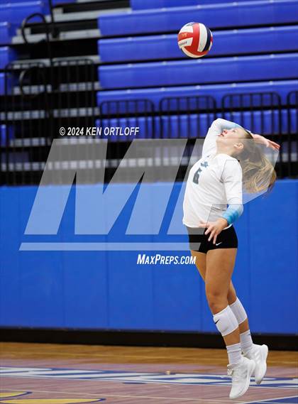 Thumbnail 3 in Seckinger @ Chattahoochee photogallery.