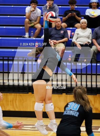 Thumbnail 2 in Seckinger @ Chattahoochee photogallery.