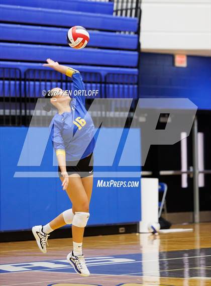 Thumbnail 1 in Seckinger @ Chattahoochee photogallery.