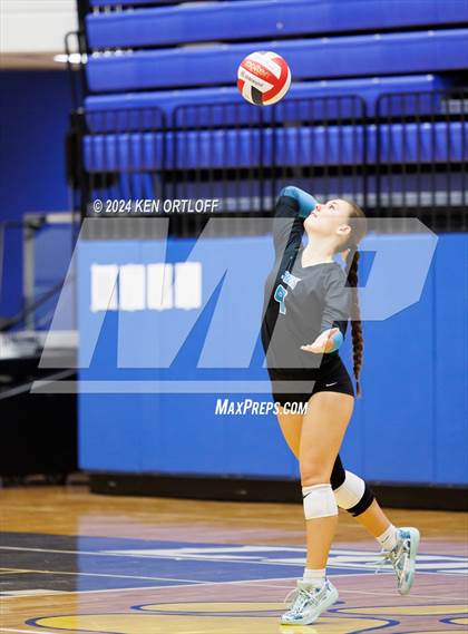 Thumbnail 3 in Seckinger @ Chattahoochee photogallery.