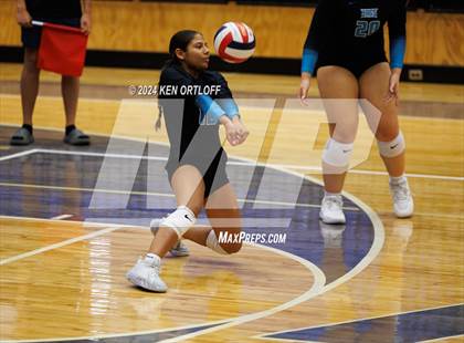 Thumbnail 2 in Seckinger @ Chattahoochee photogallery.