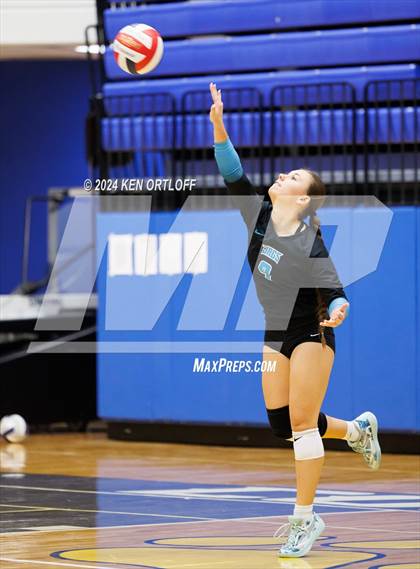 Thumbnail 3 in Seckinger @ Chattahoochee photogallery.