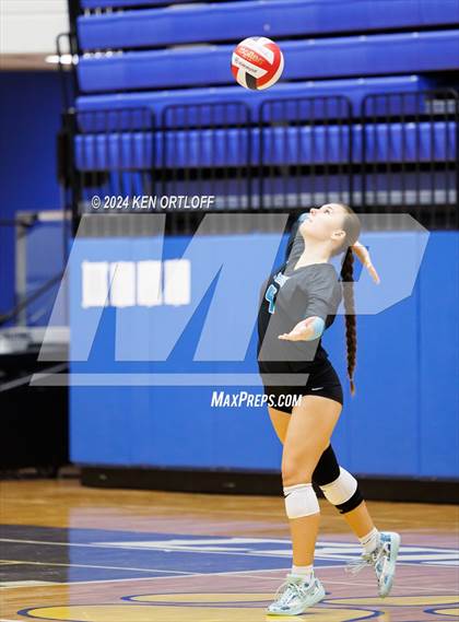 Thumbnail 2 in Seckinger @ Chattahoochee photogallery.