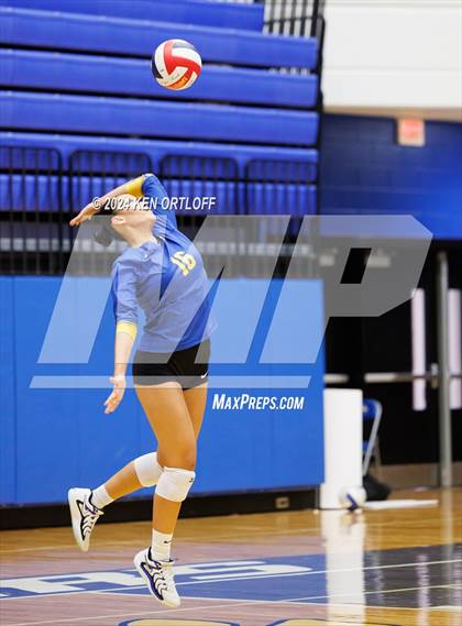 Thumbnail 3 in Seckinger @ Chattahoochee photogallery.