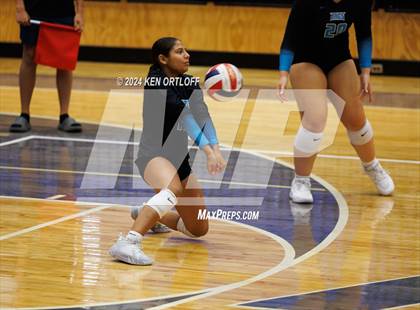 Thumbnail 3 in Seckinger @ Chattahoochee photogallery.
