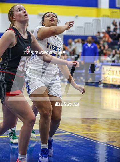 Thumbnail 1 in Chisum @ Leonard (62'nd Leonard Holiday Tournament) photogallery.