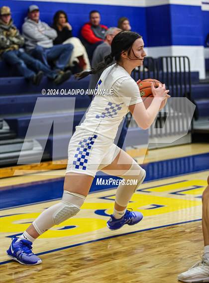 Thumbnail 1 in Chisum @ Leonard (62'nd Leonard Holiday Tournament) photogallery.