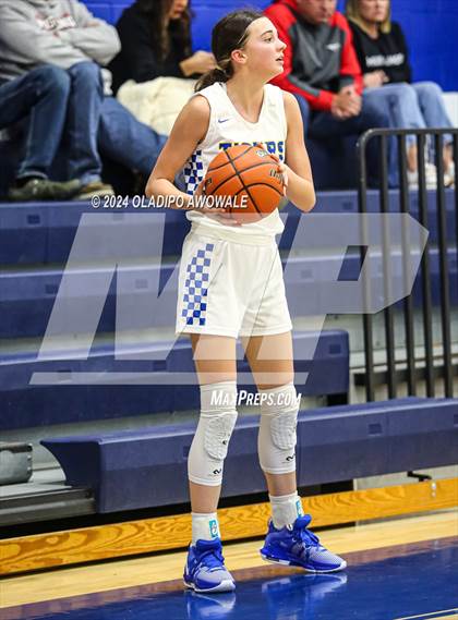 Thumbnail 2 in Chisum @ Leonard (62'nd Leonard Holiday Tournament) photogallery.