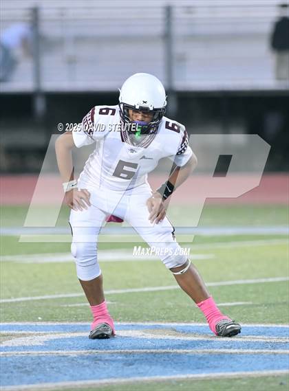 Thumbnail 3 in JV: Johnson @ Burbank photogallery.