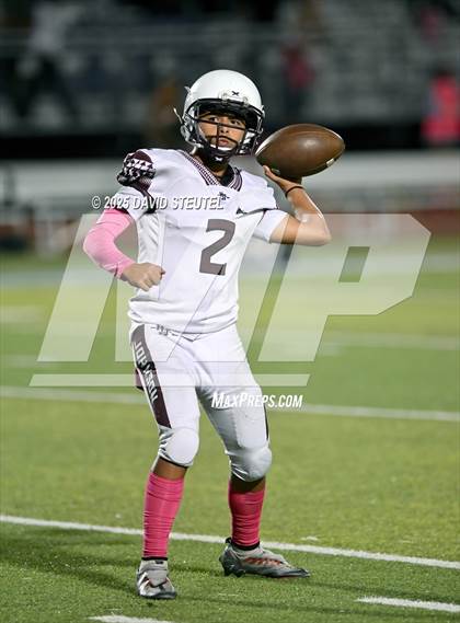 Thumbnail 2 in JV: Johnson @ Burbank photogallery.