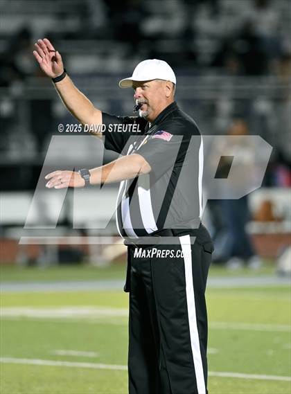 Thumbnail 1 in JV: Johnson @ Burbank photogallery.