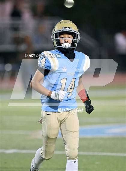Thumbnail 3 in JV: Johnson @ Burbank photogallery.