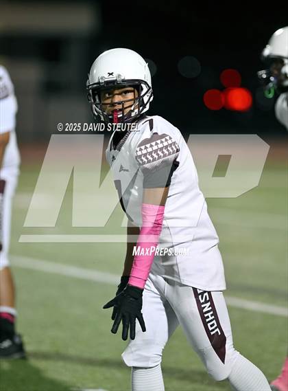 Thumbnail 3 in JV: Johnson @ Burbank photogallery.