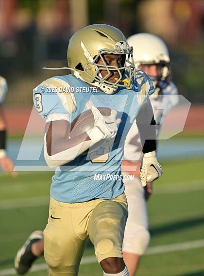 Thumbnail 2 in JV: Johnson @ Burbank photogallery.