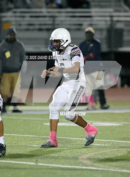 Thumbnail 2 in JV: Johnson @ Burbank photogallery.