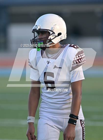 Thumbnail 2 in JV: Johnson @ Burbank photogallery.