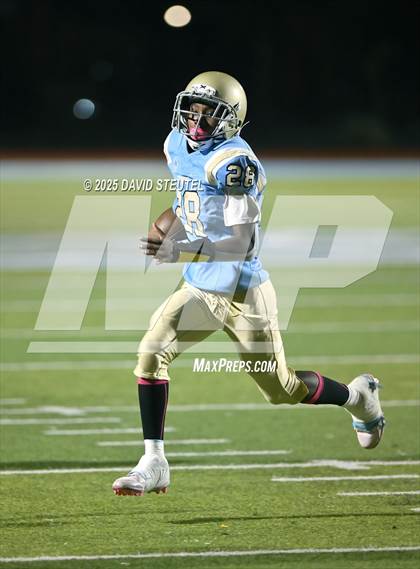 Thumbnail 1 in JV: Johnson @ Burbank photogallery.