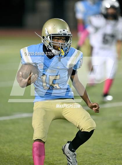 Thumbnail 1 in JV: Johnson @ Burbank photogallery.