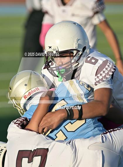 Thumbnail 2 in JV: Johnson @ Burbank photogallery.